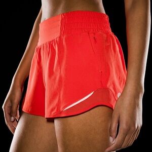 Lululemon Hotty Hot 4 inch Short